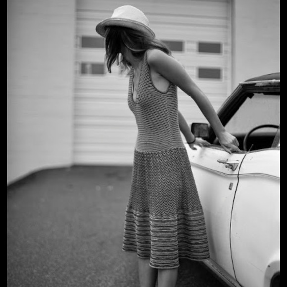 Anthropologie Knitted Knotted sweater dress - Picture 2 of 10